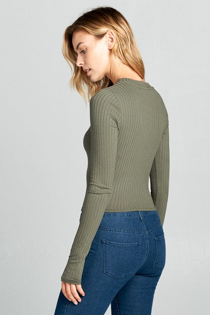 round neck long sleeve knit crop top